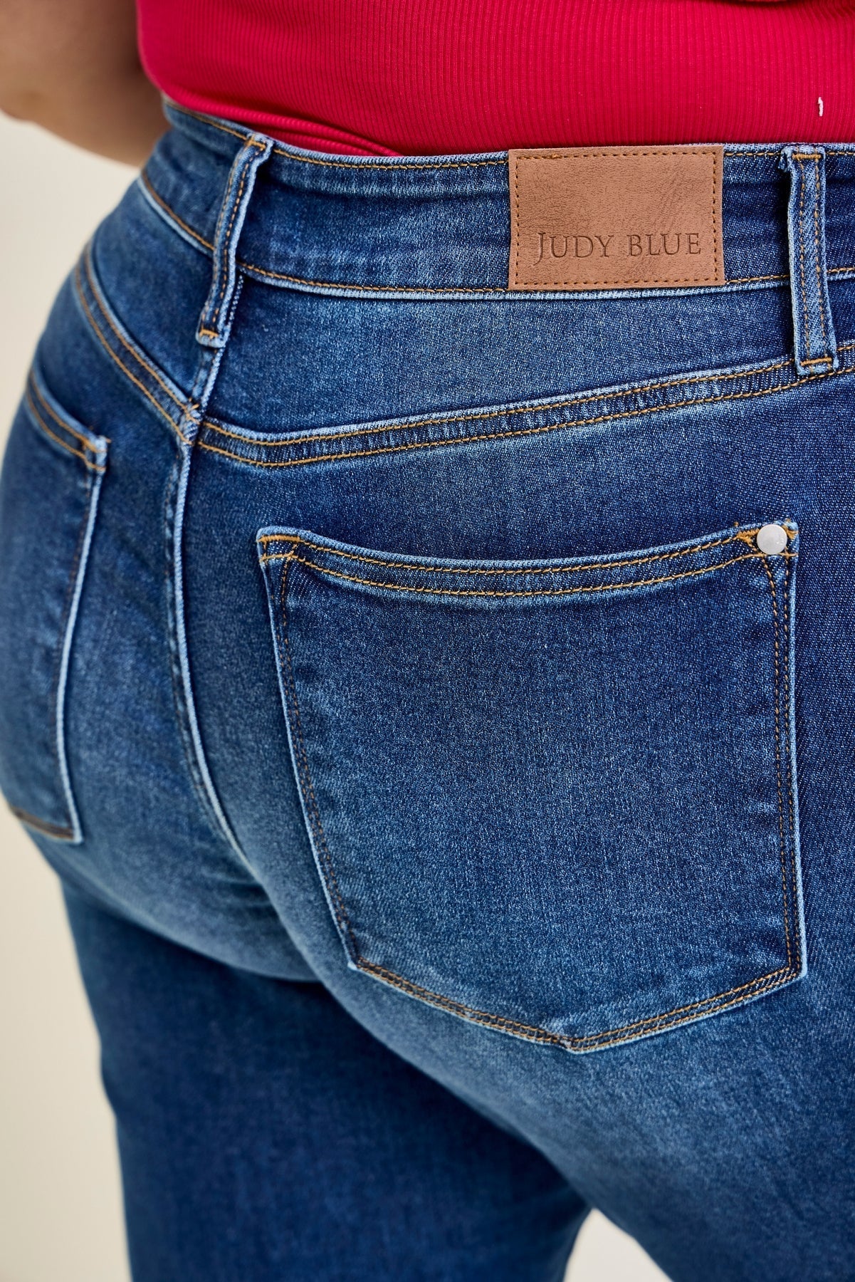 Aubrey Mid Rise Side Seam Detail Straight - PLUS