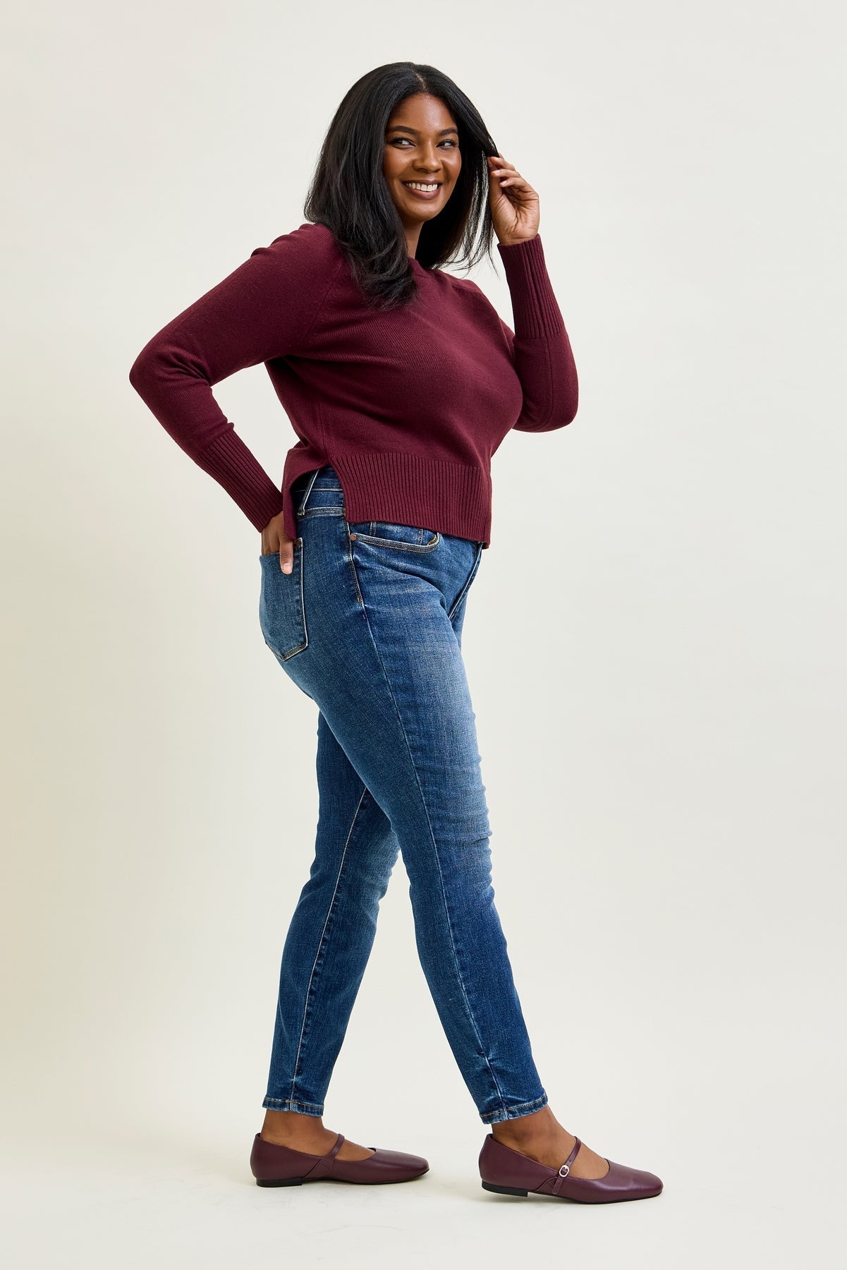Joey Mid Rise Skinny Jeans With Handsand - PLUS