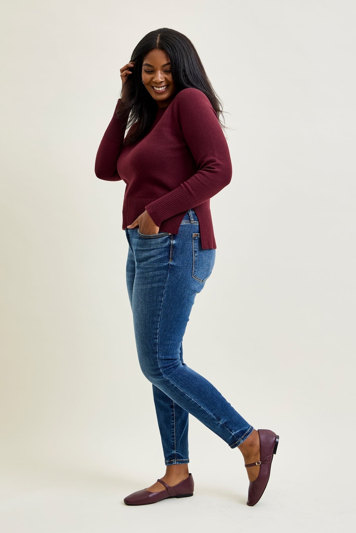 Joey Mid Rise Skinny Jeans With Handsand - PLUS