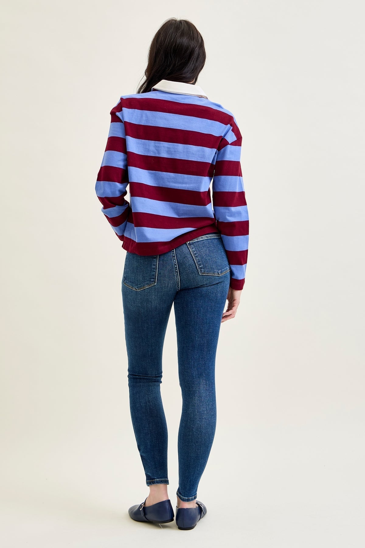 Joey Mid Rise Skinny Jeans With Handsand