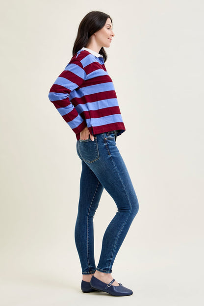 Joey Mid Rise Skinny Jeans With Handsand