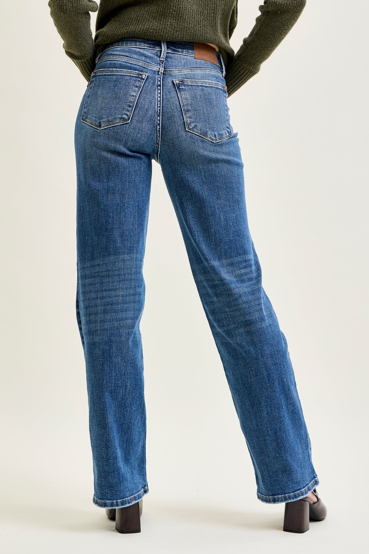 Samantha Mid Rise V-Front Straight Jeans