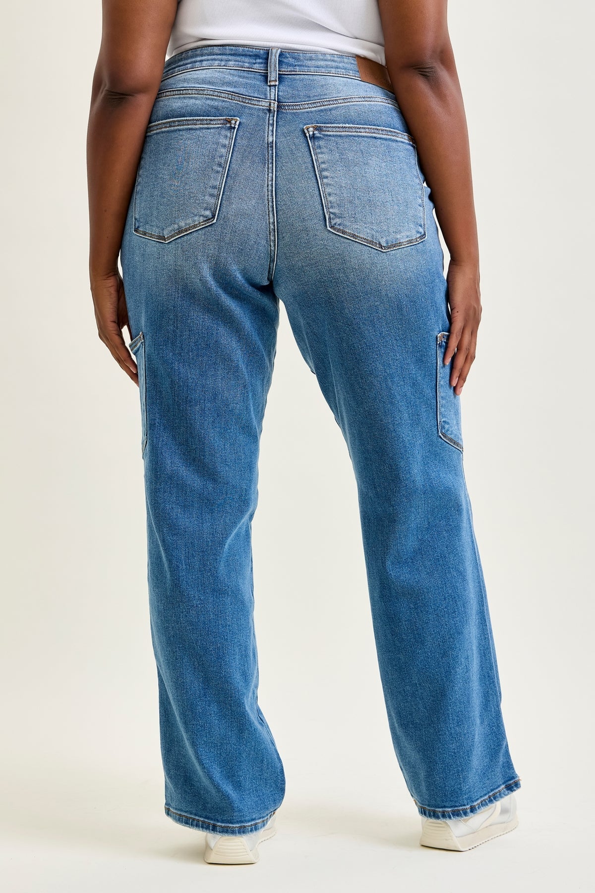 Clara High Rise 90 Straight Vibes - PLUS