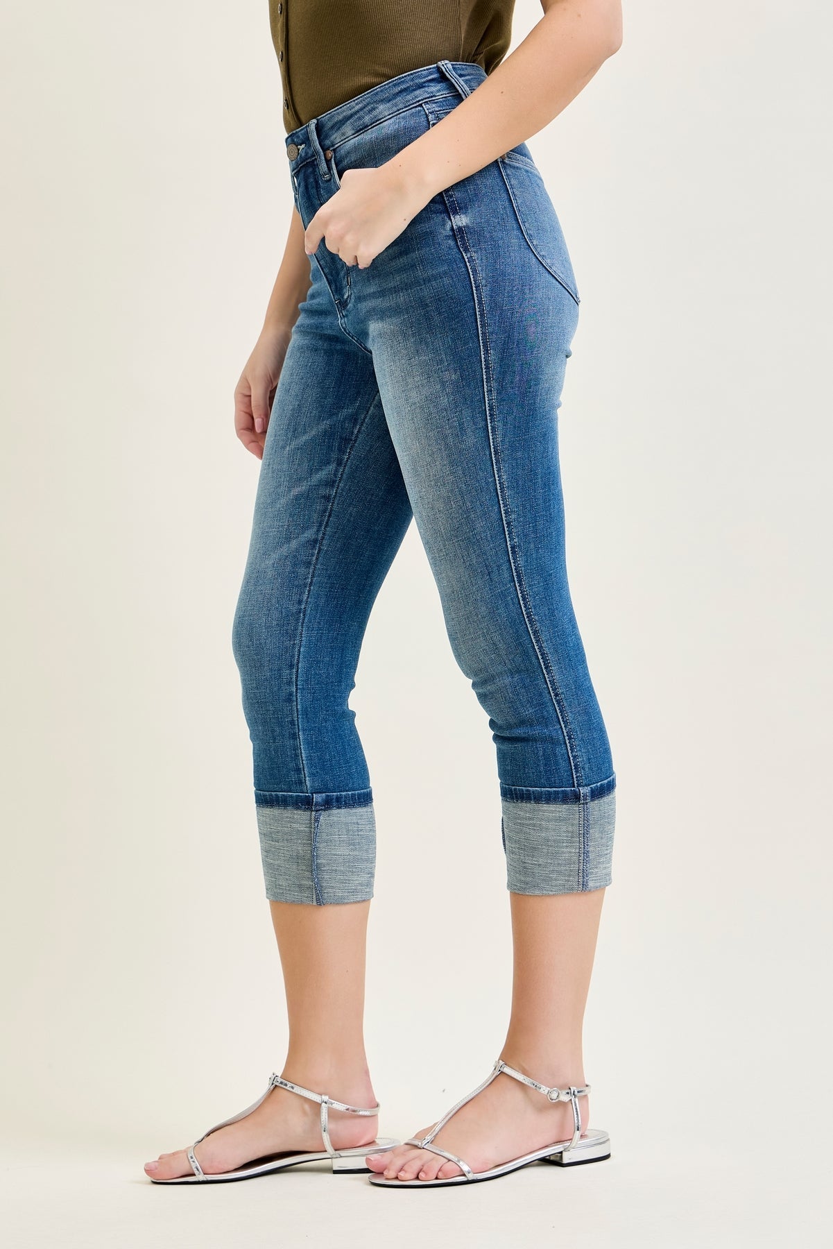 Kayla High Rise Tummy Control Back Shield Pockets & Cuff Capri