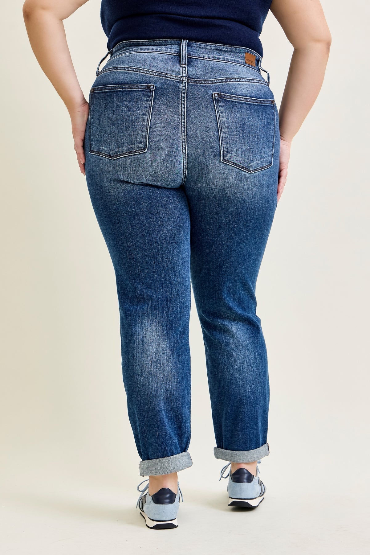 Annie Classic Cuffed Slim Fit - PLUS