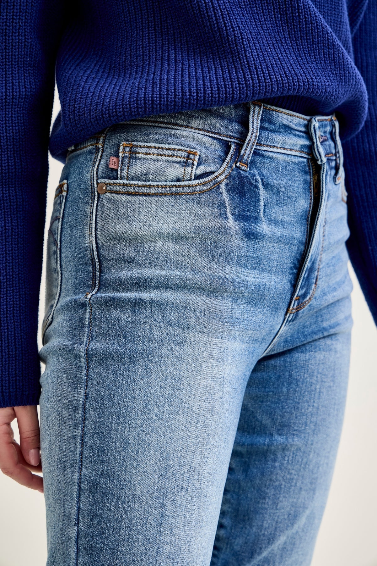 Delaney Vintage Wash ThermaDENIM Straight Fit