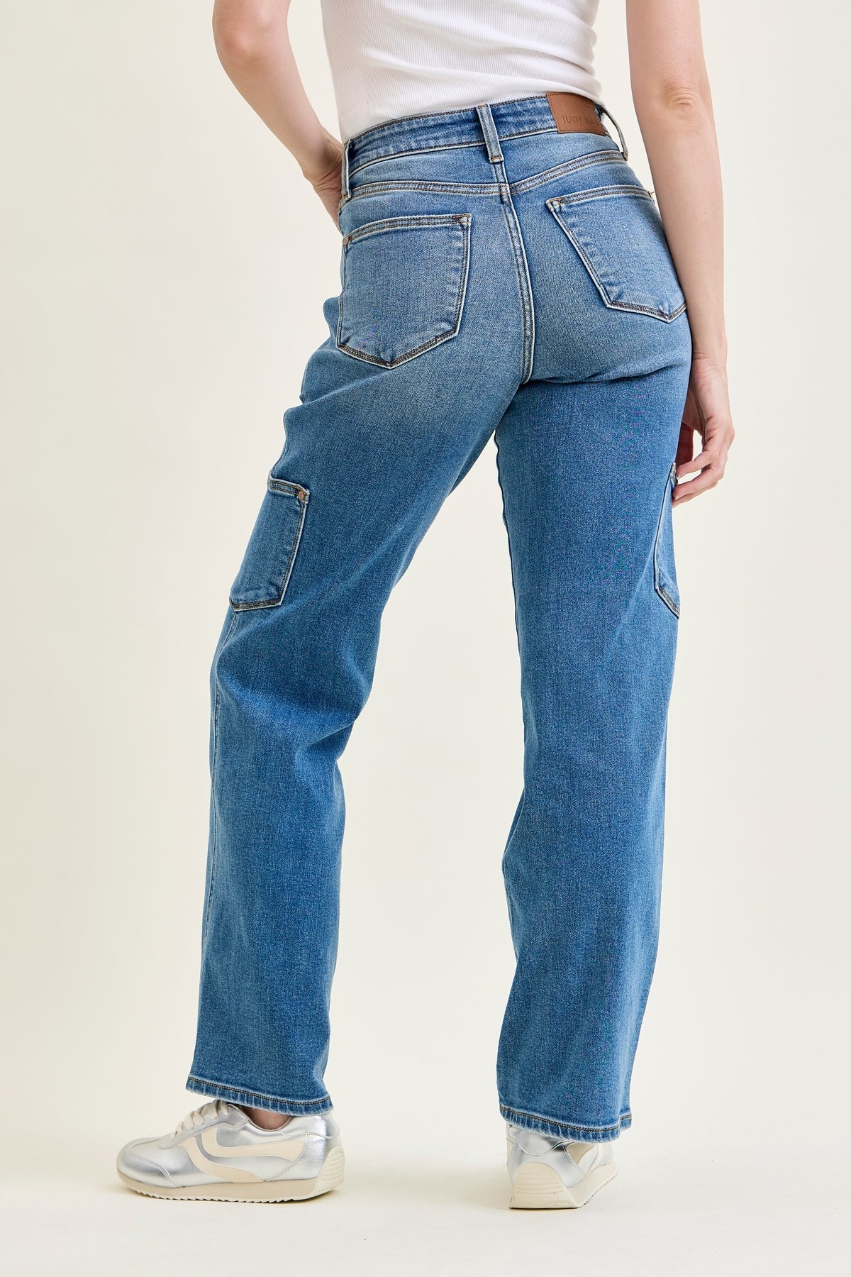 Clara High Rise 90 Straight Vibes