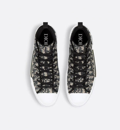 B23 League High-Top Sneaker
